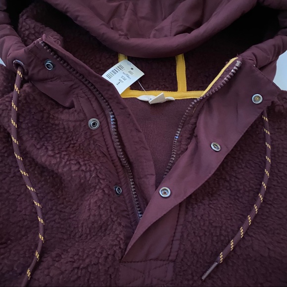 Aeropostale XL maroon fleece hoodie pullover - Picture 10 of 10